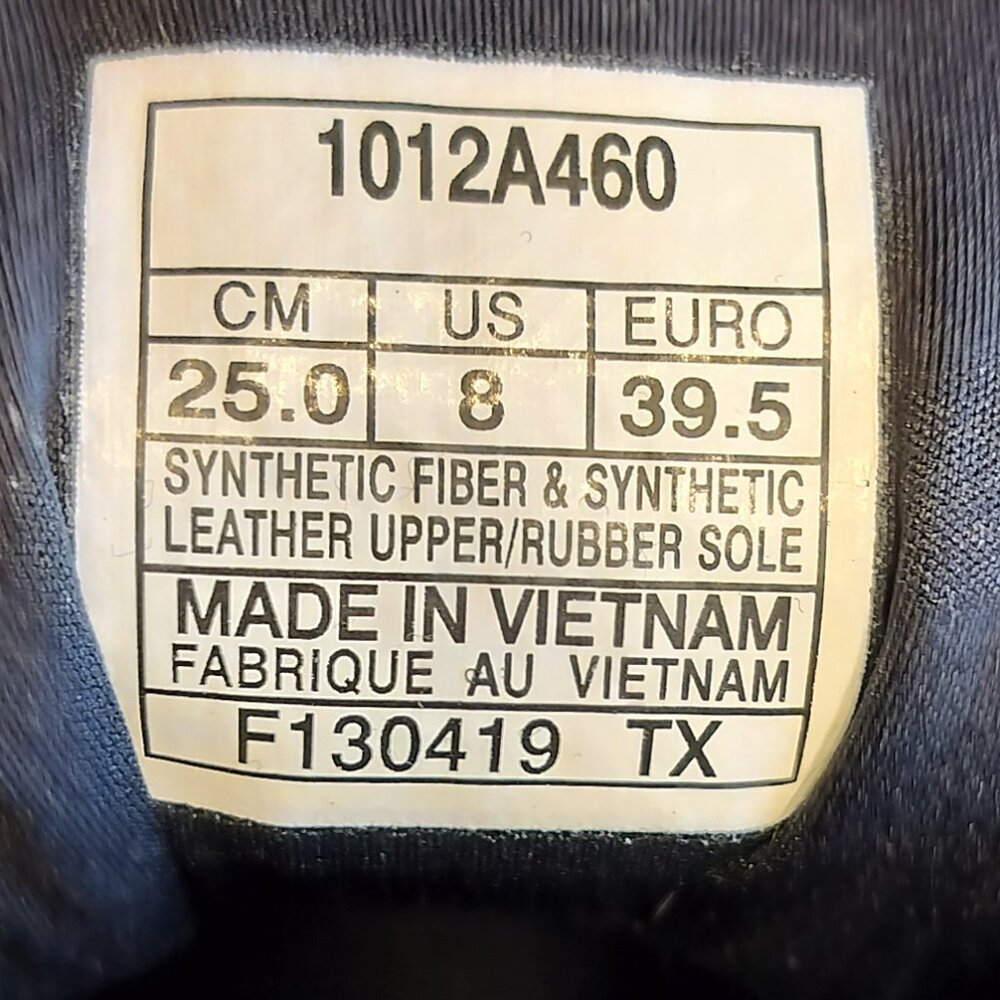 ASICS Running Shoe - Picture 10 of 10